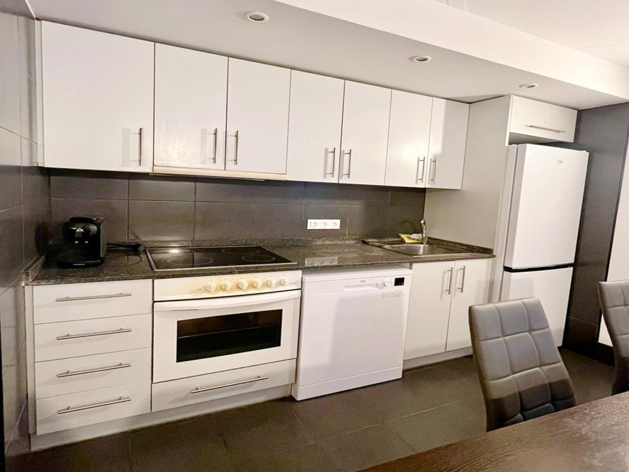 Apartamentos La Solana Deluxe 3000 باس دي لا كاسا المظهر الخارجي الصورة